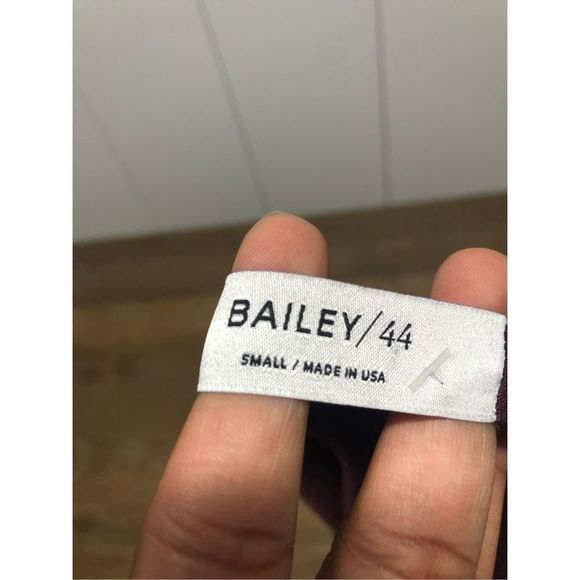 Bailey 44 Rem Tank Maroon Purple Highneck Shirt, Mesh Sheer Neck, Size Small - Picture 3 of 7